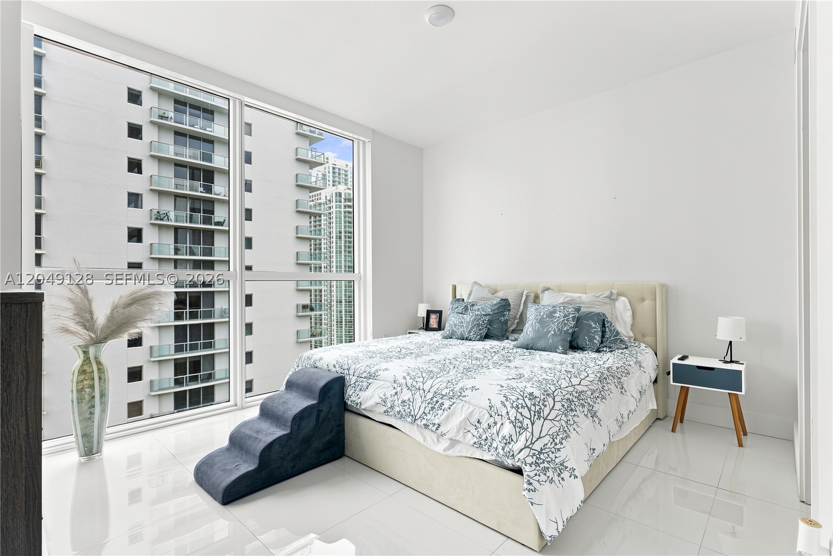 image The Bond on Brickell19