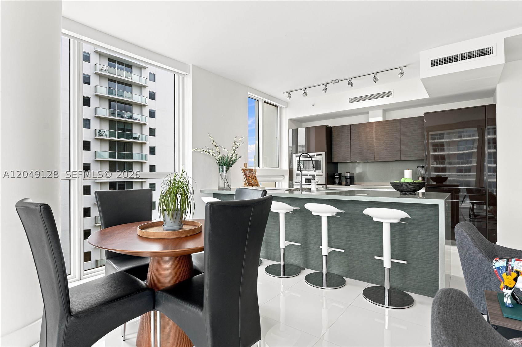 image The Bond on Brickell8