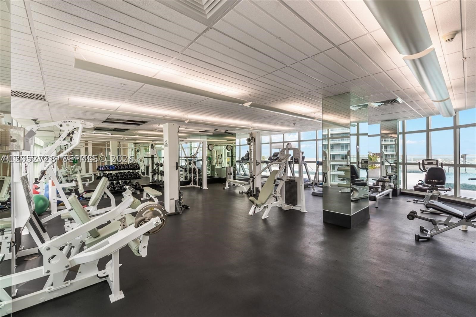 image Emerald at Brickell33