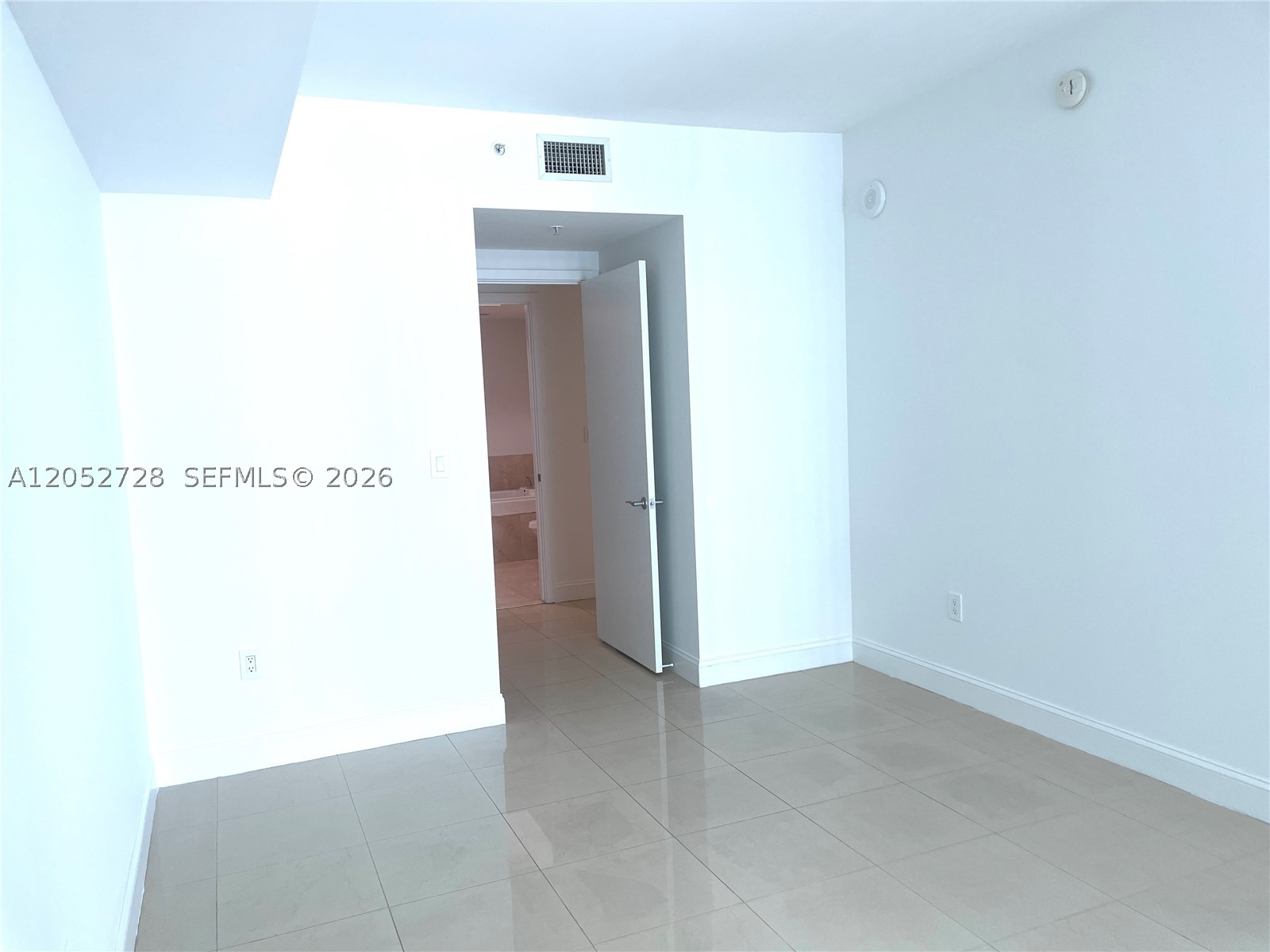 image Emerald at Brickell5