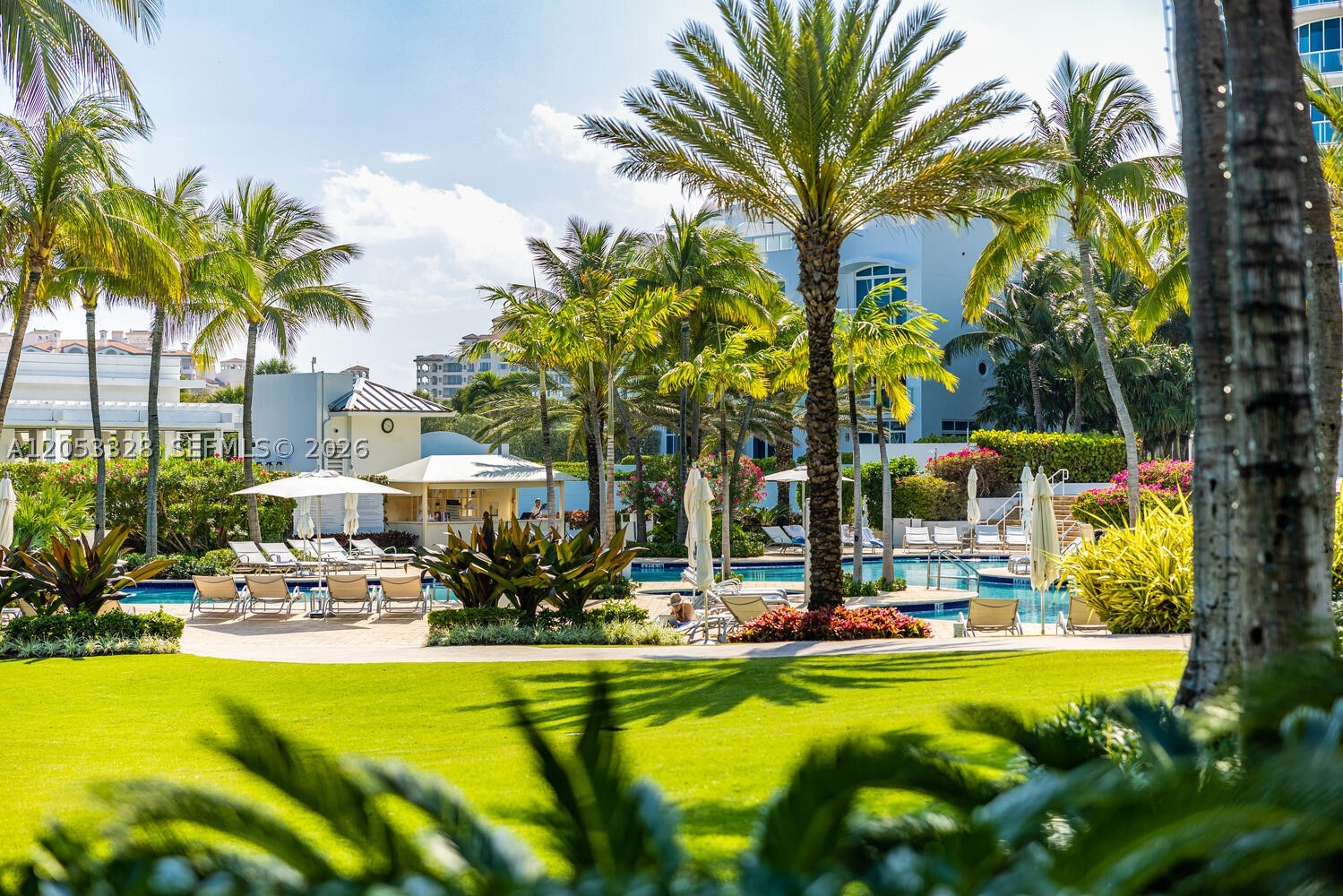 50 S Pointe Dr #510 Miami Beach, FL 33139