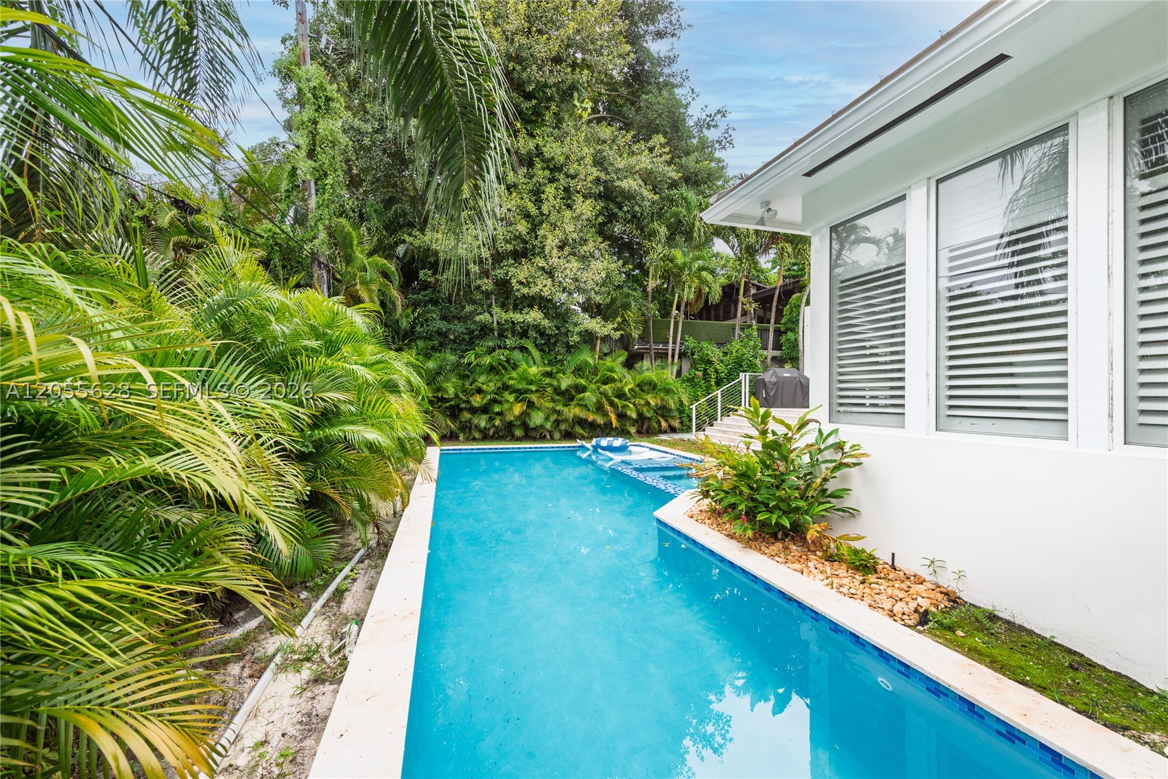 4155 Pamona Ave Miami, FL 33133