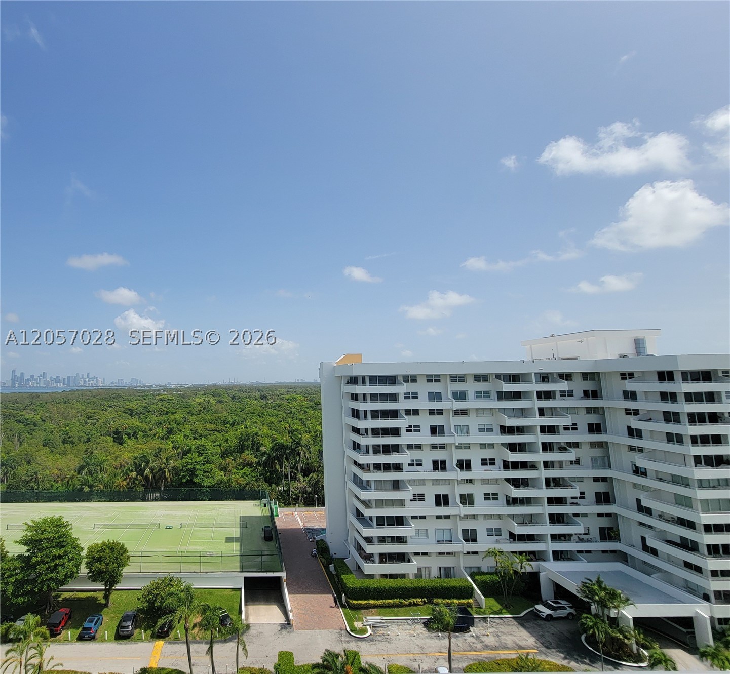 199 Ocean Ln Dr #1206
