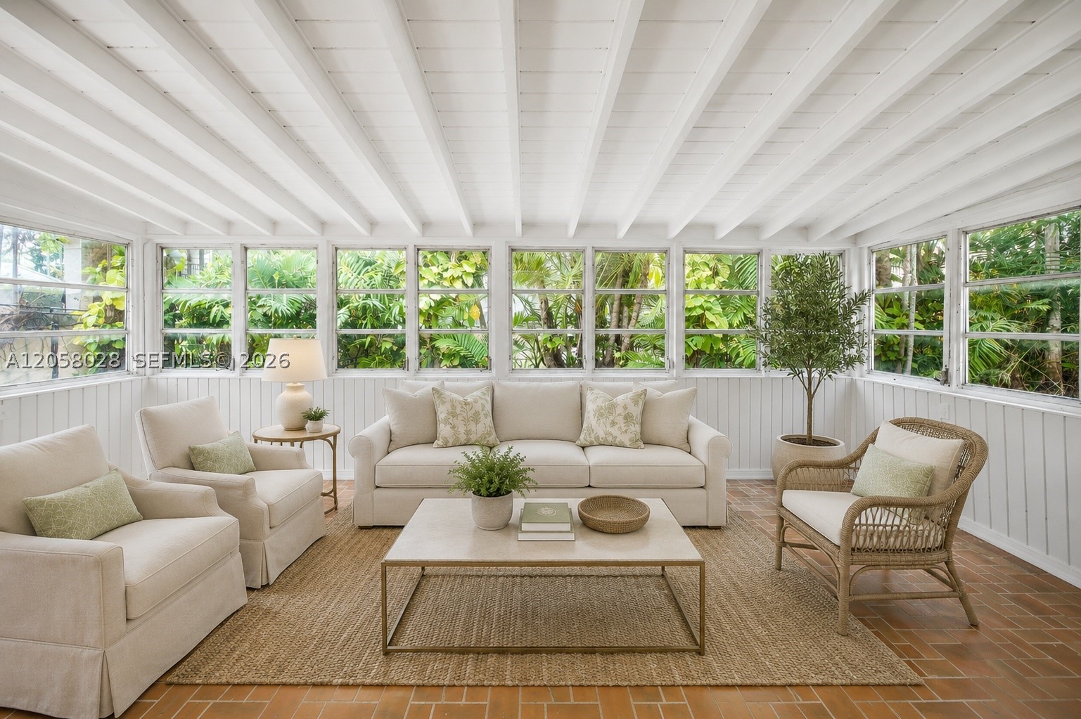 5842 Alton Rd Miami Beach, FL 33140