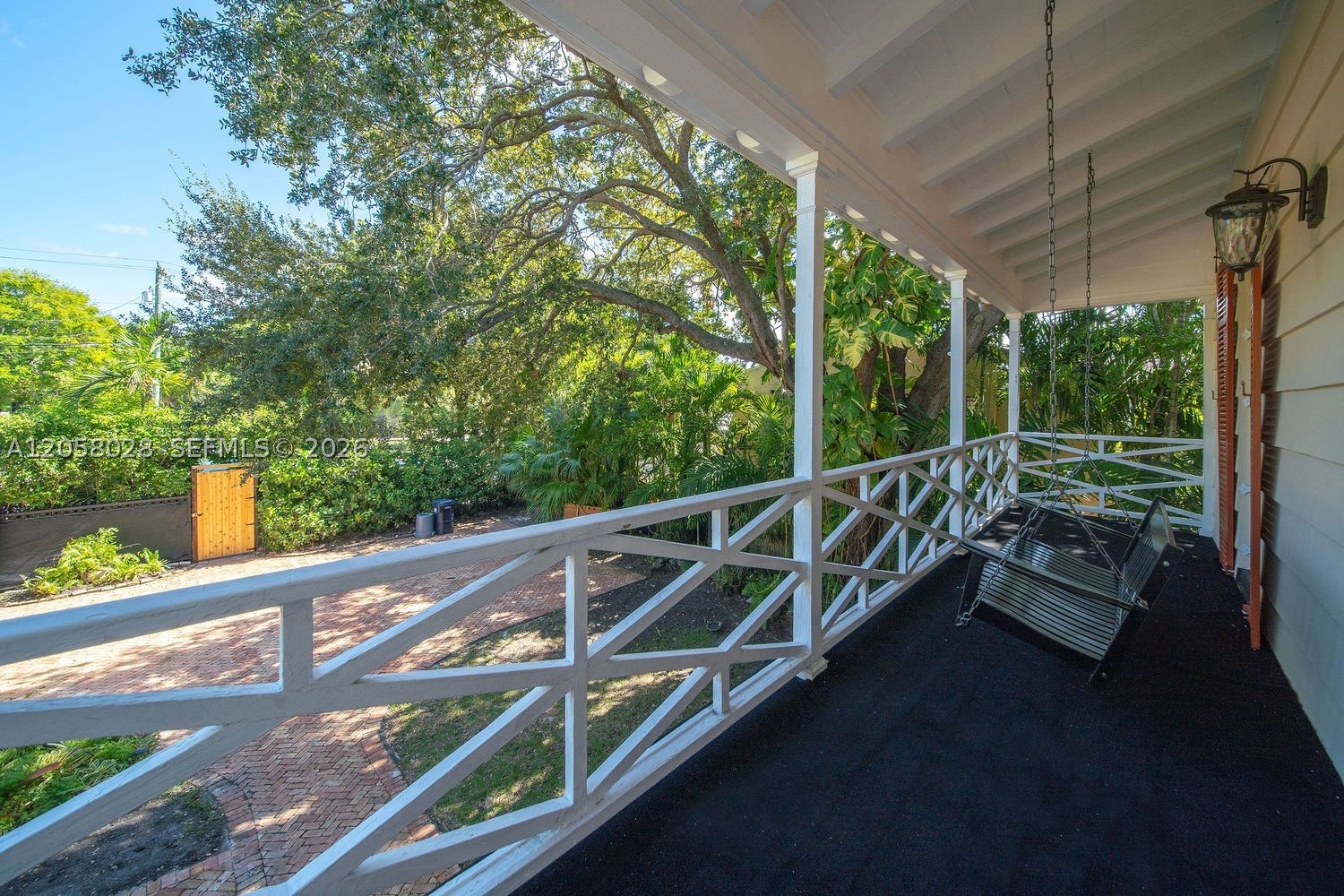 5842 Alton Rd Miami Beach, FL 33140