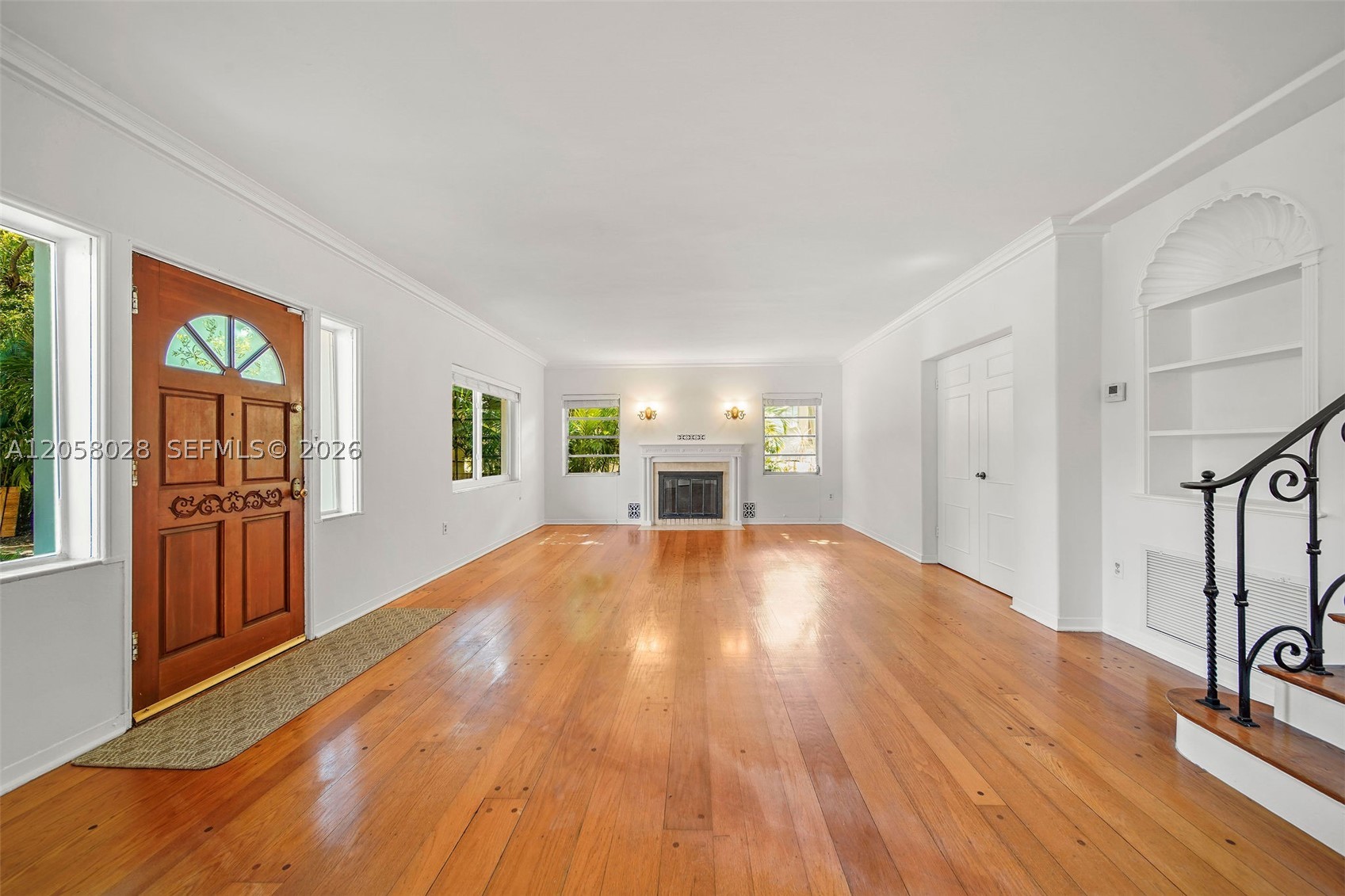 5842 Alton Rd Miami Beach, FL 33140