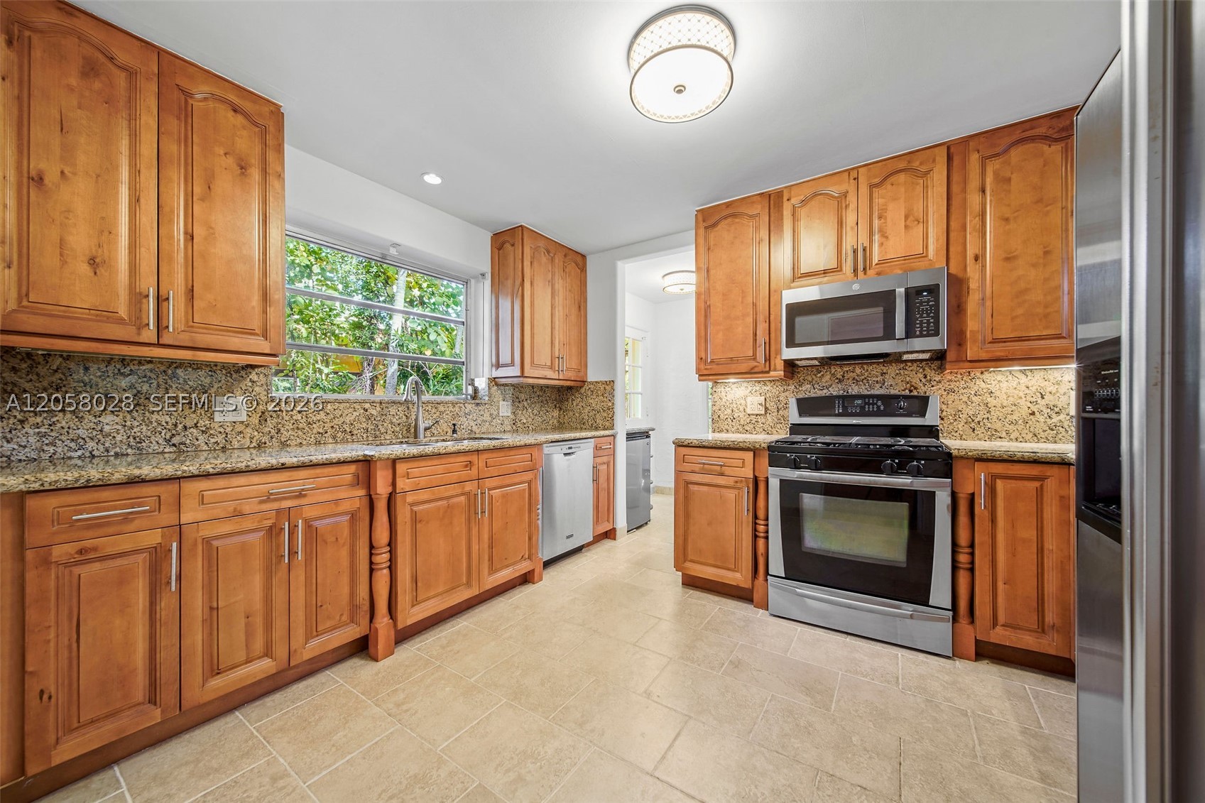 5842 Alton Rd Miami Beach, FL 33140