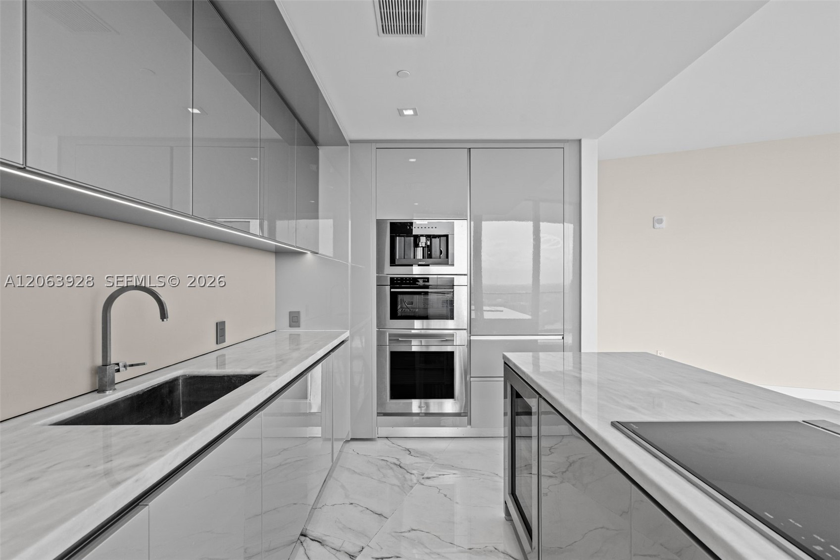image Residences by Armani Casa11