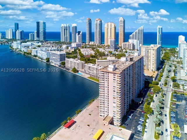 image Winston Towers 20034