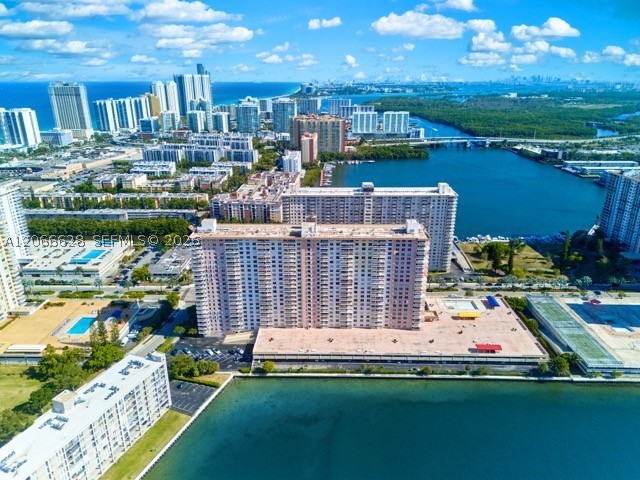 image Winston Towers 20036