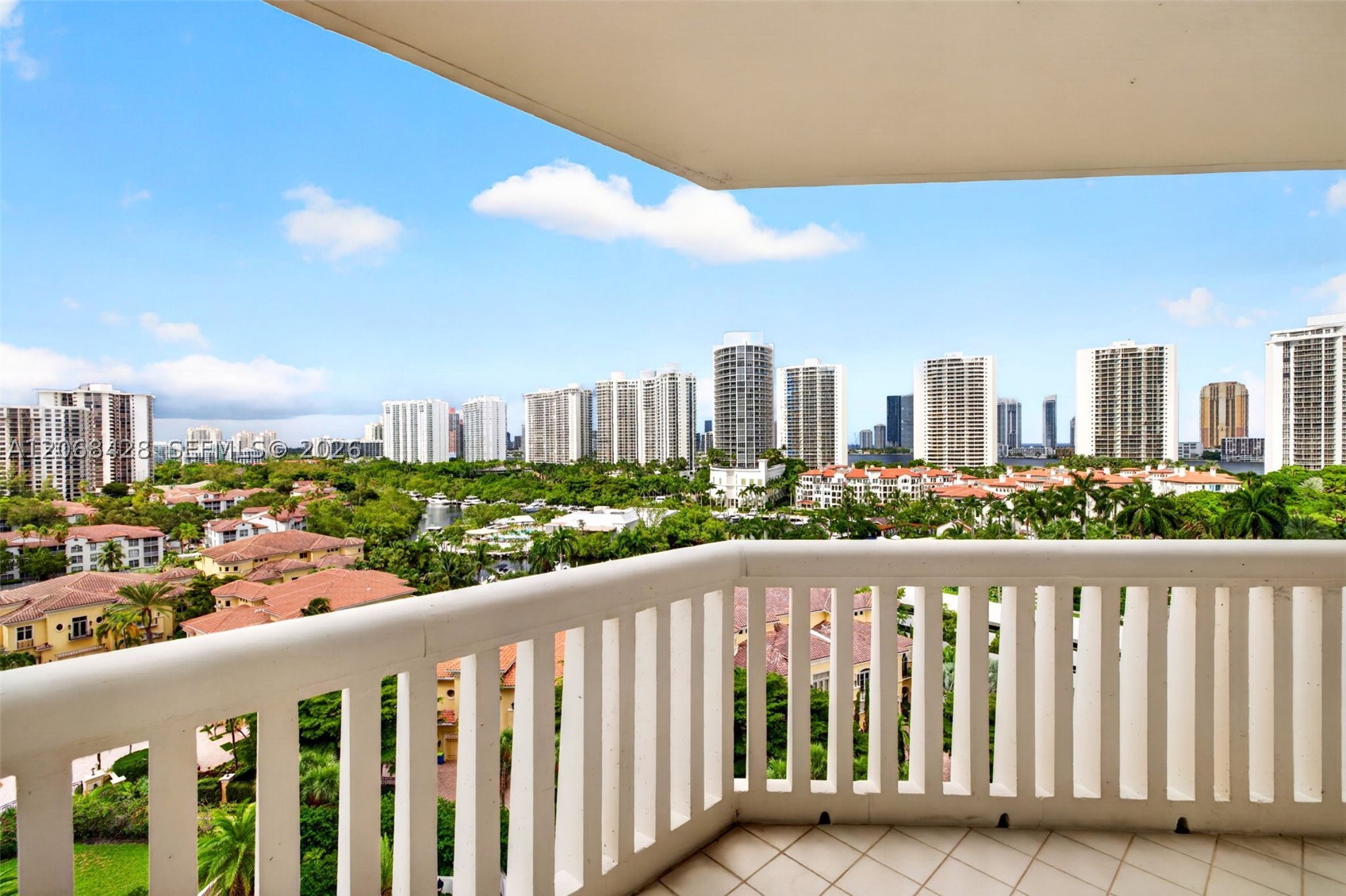 1000 Island Blvd #1204 Aventura, FL 33160