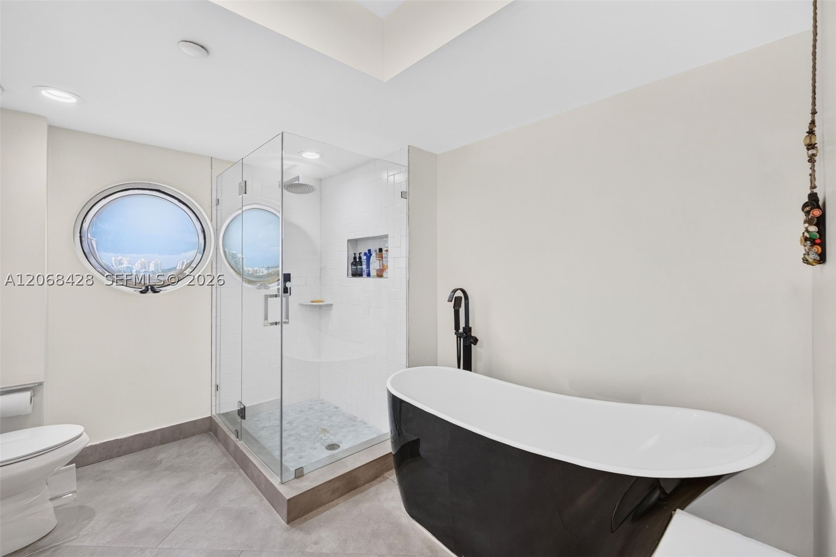 1000 Island Blvd #1204 Aventura, FL 33160