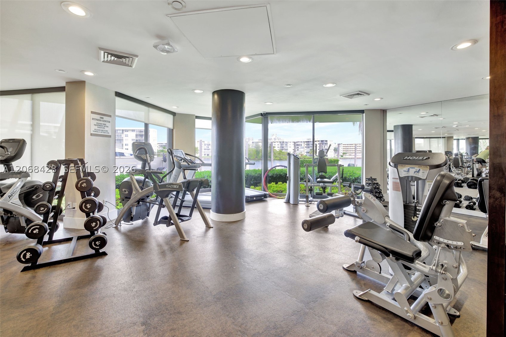 1000 Island Blvd #1204 Aventura, FL 33160