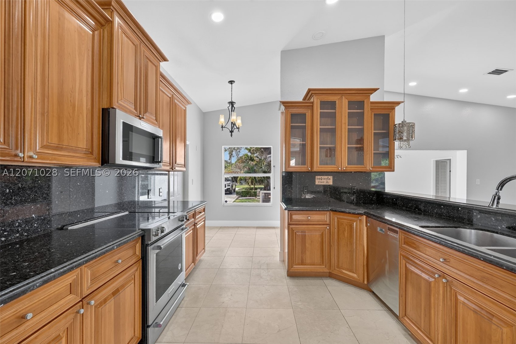 10890 SW 95th St Miami, FL 33176