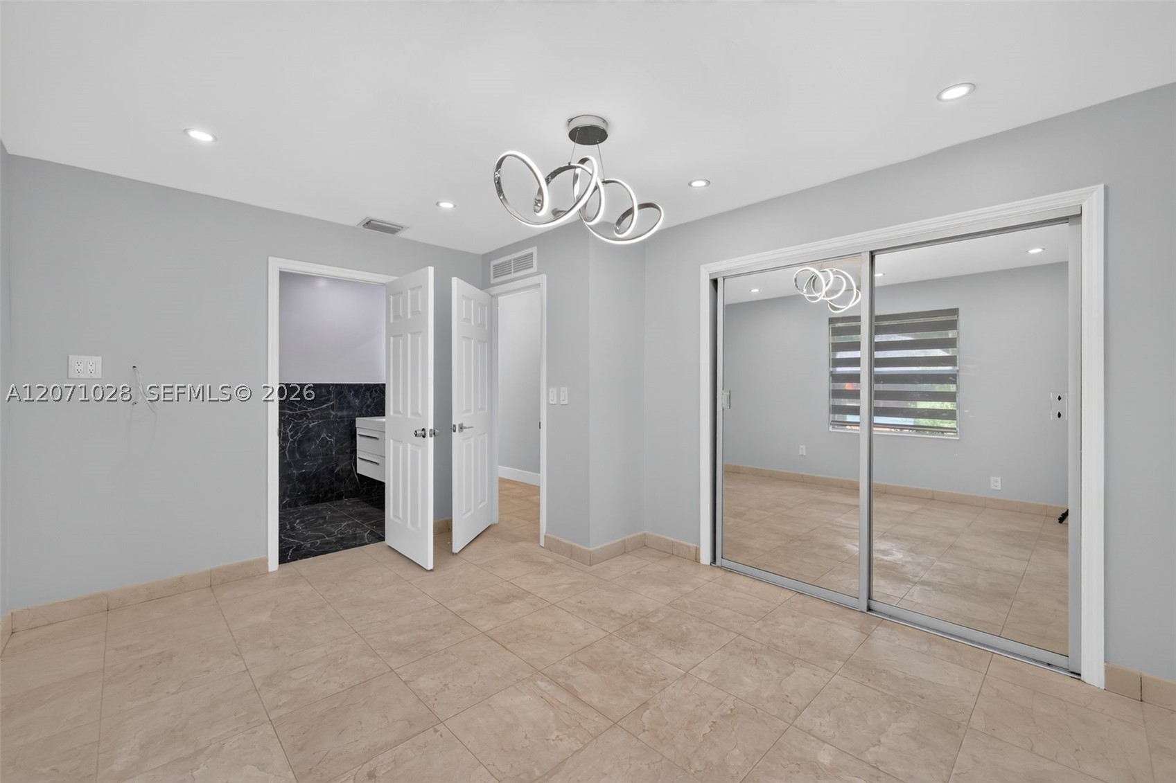 10890 SW 95th St Miami, FL 33176