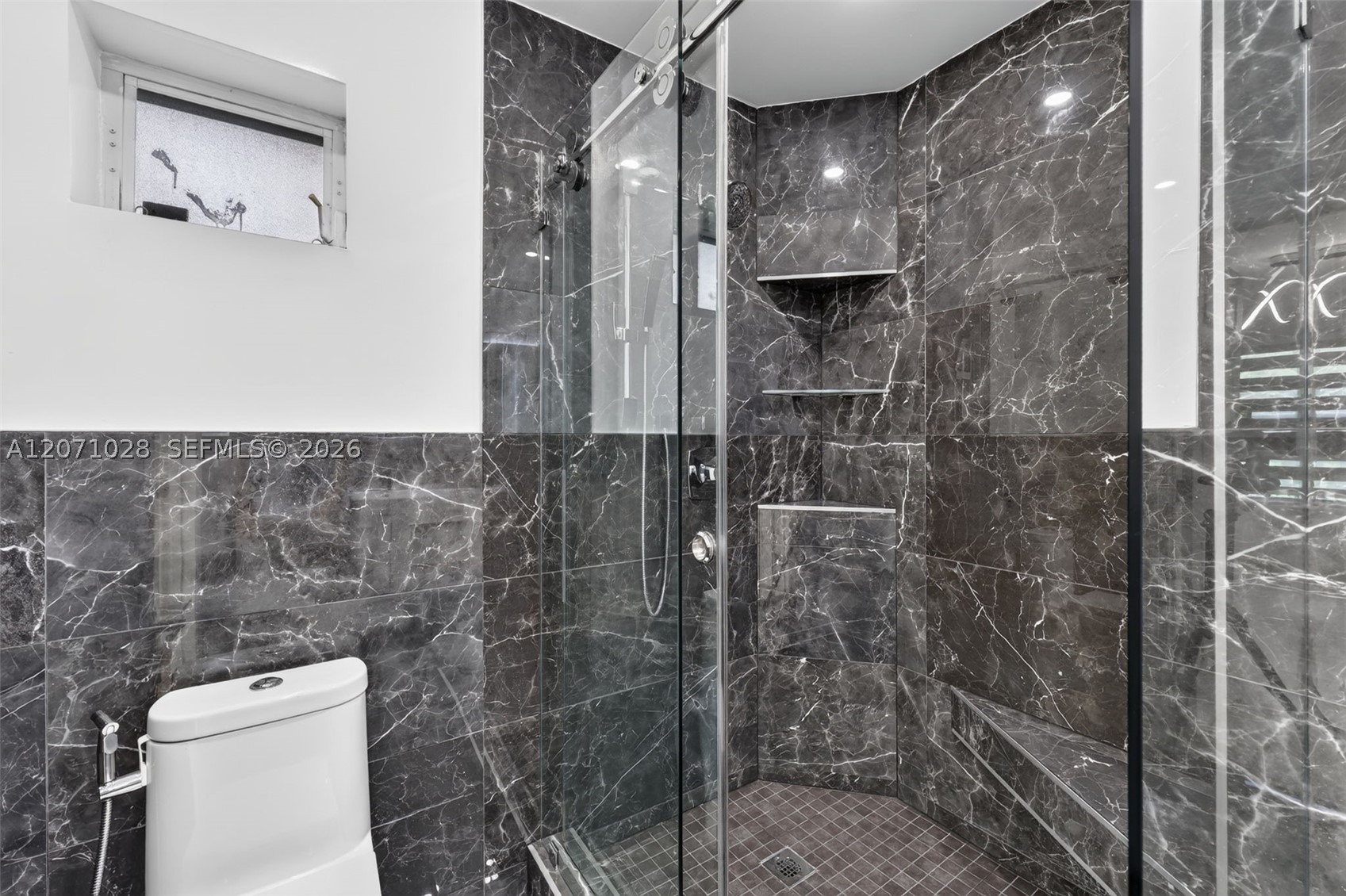 10890 SW 95th St Miami, FL 33176