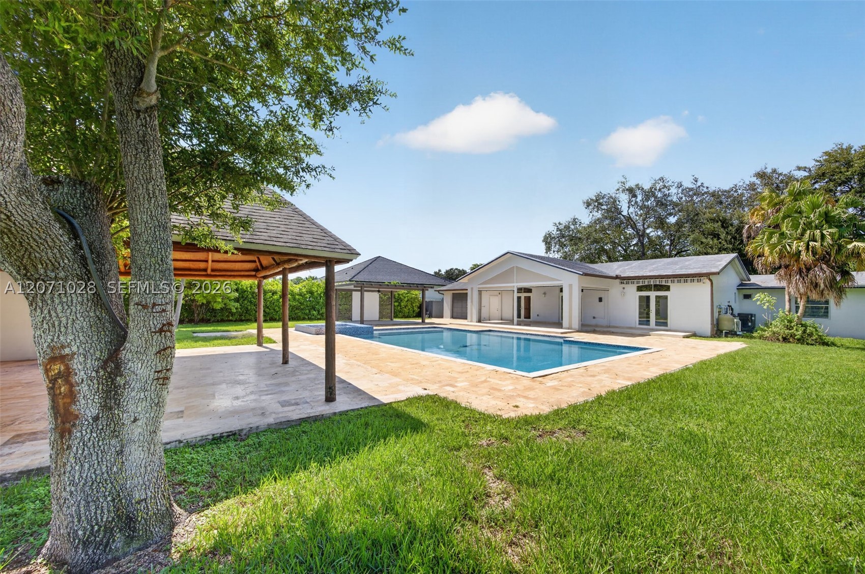10890 SW 95th St Miami, FL 33176