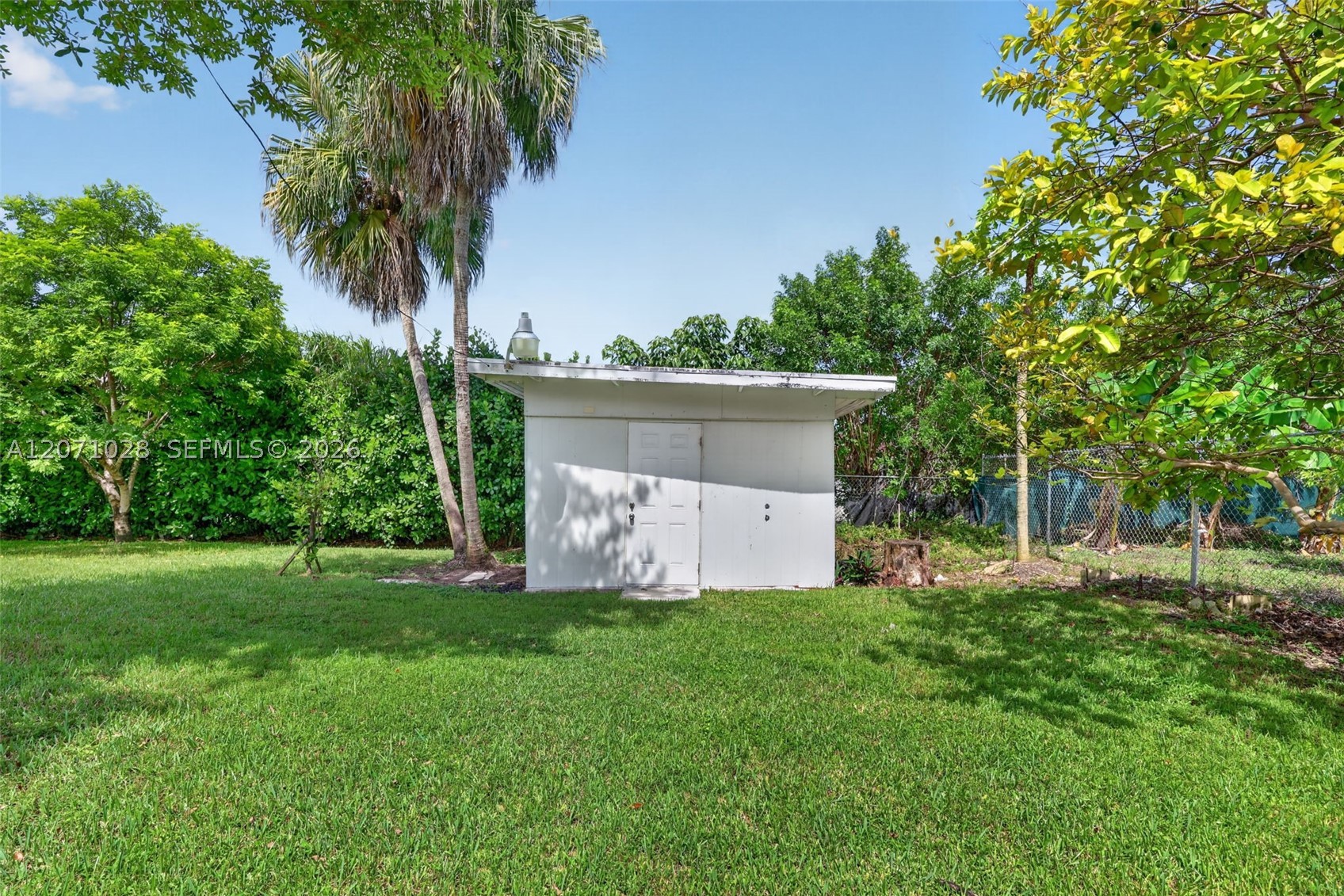 10890 SW 95th St Miami, FL 33176