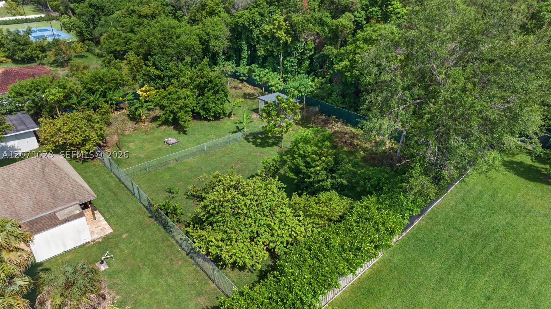 10890 SW 95th St Miami, FL 33176