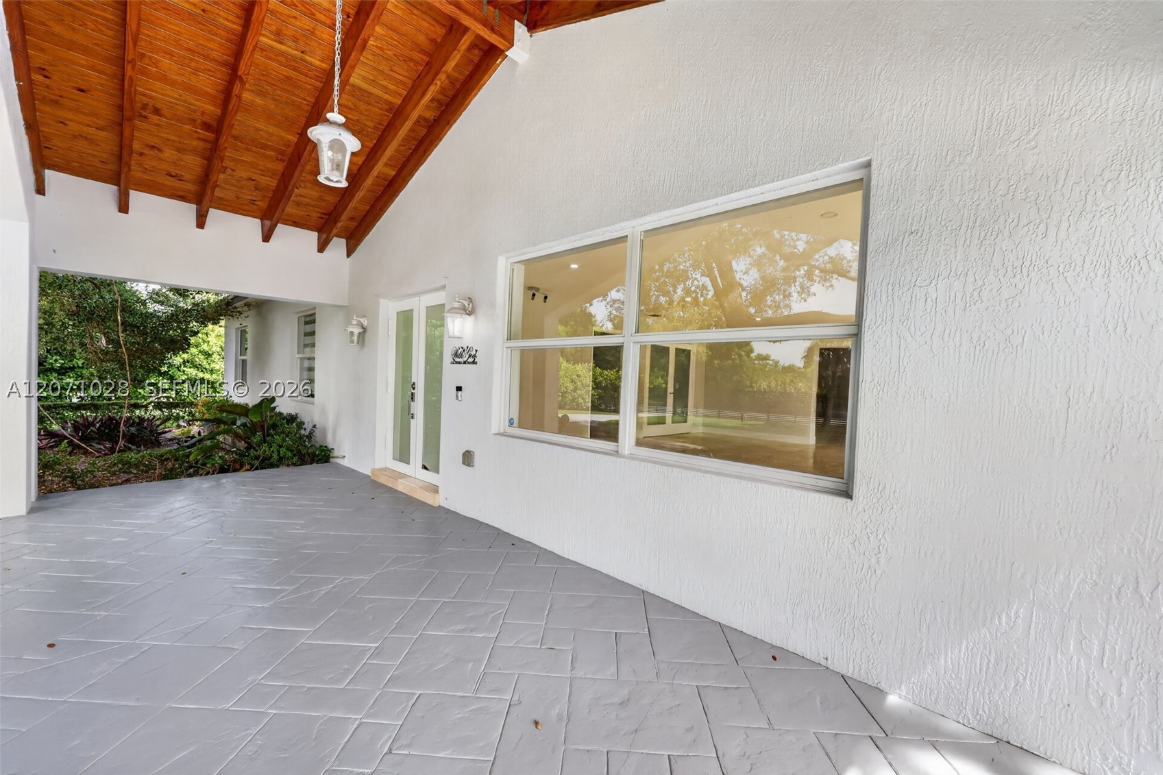 10890 SW 95th St Miami, FL 33176