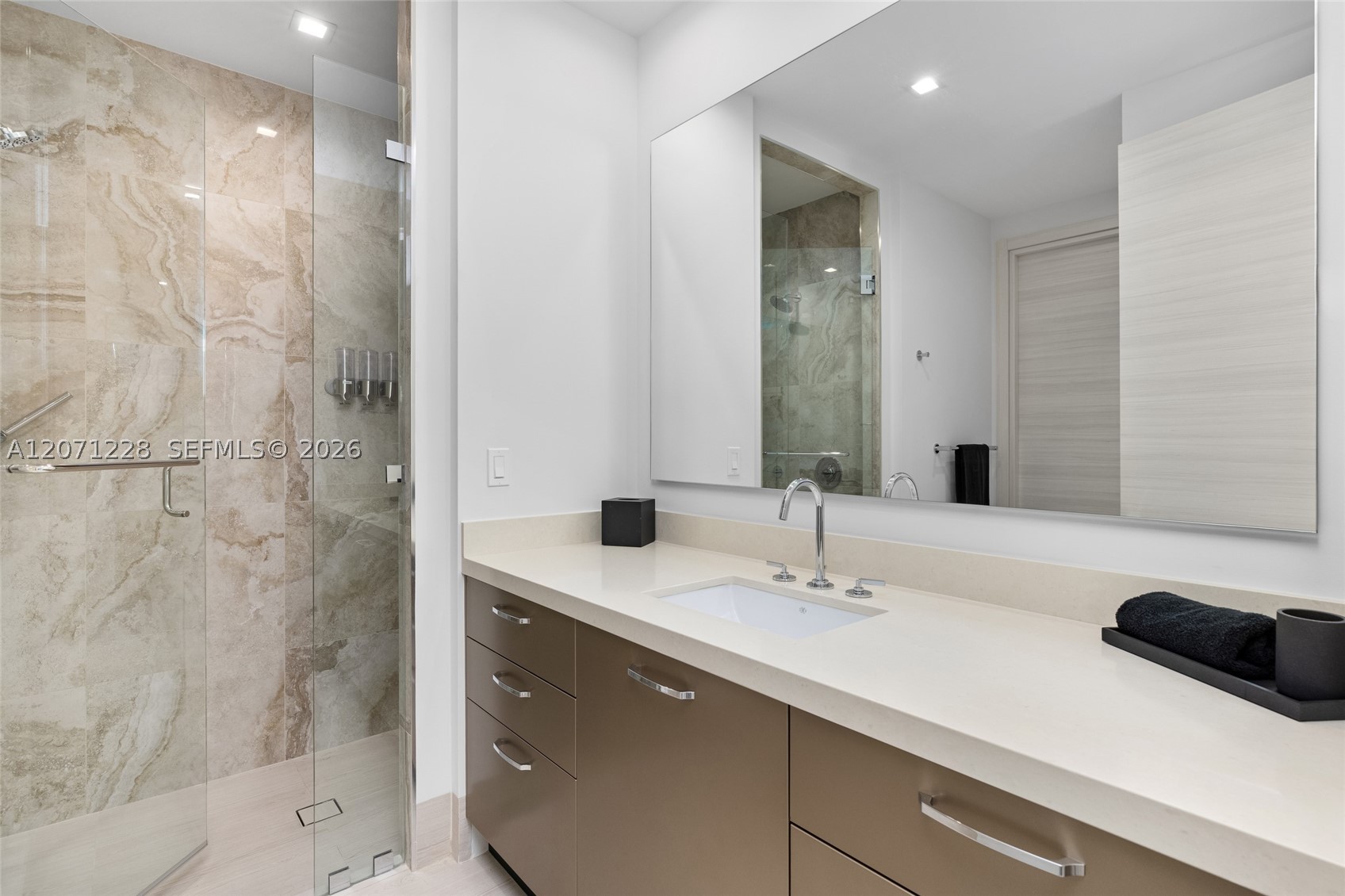 2519 Lucille Dr Fort Lauderdale, FL 33316