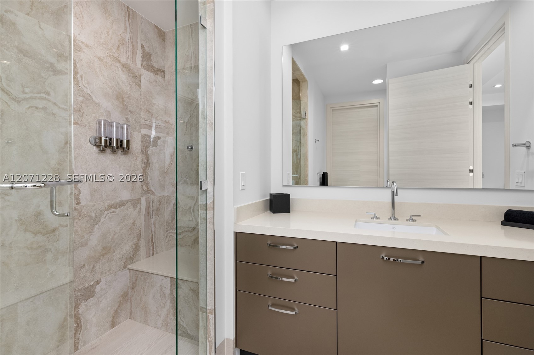 2519 Lucille Dr Fort Lauderdale, FL 33316