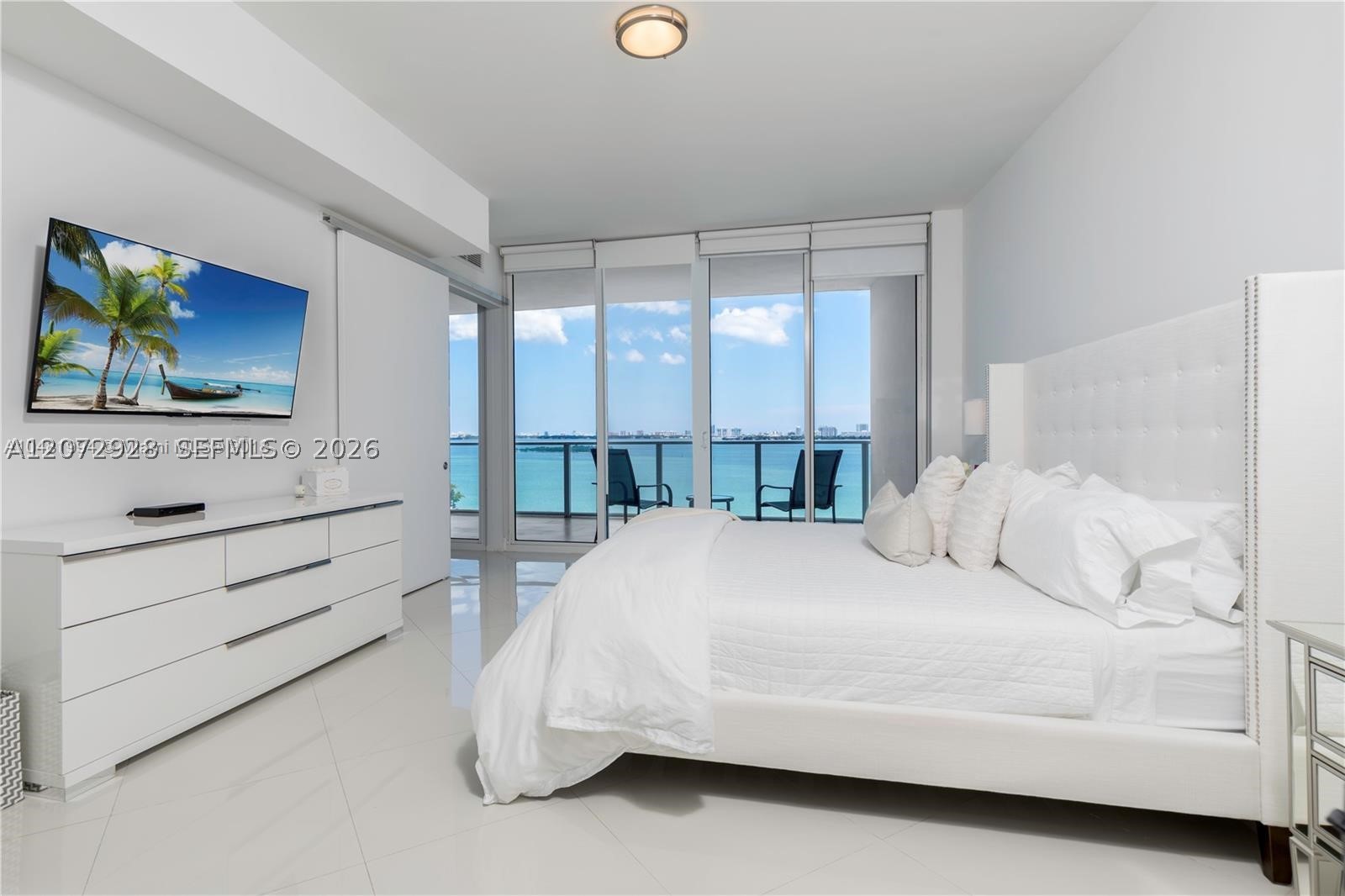 image Paramount Bay8