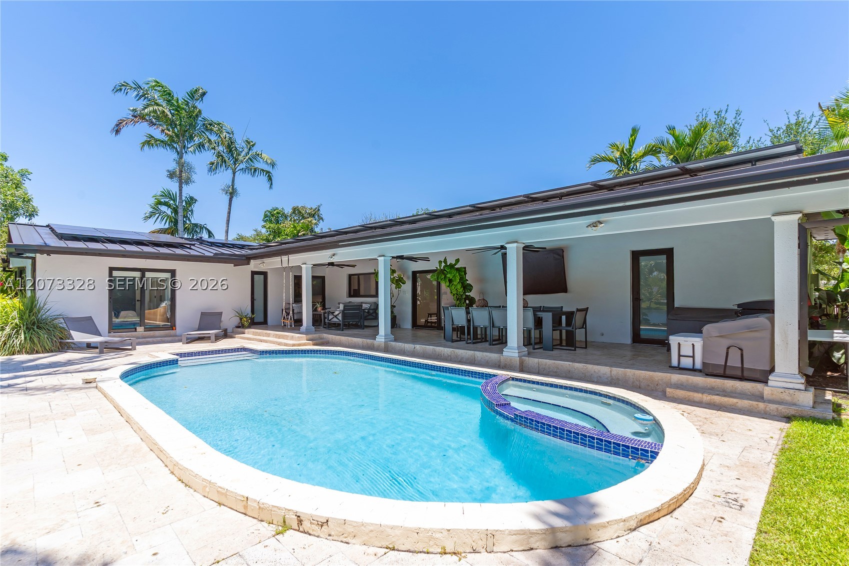 13400 SW 70th Ave Pinecrest, FL 33156