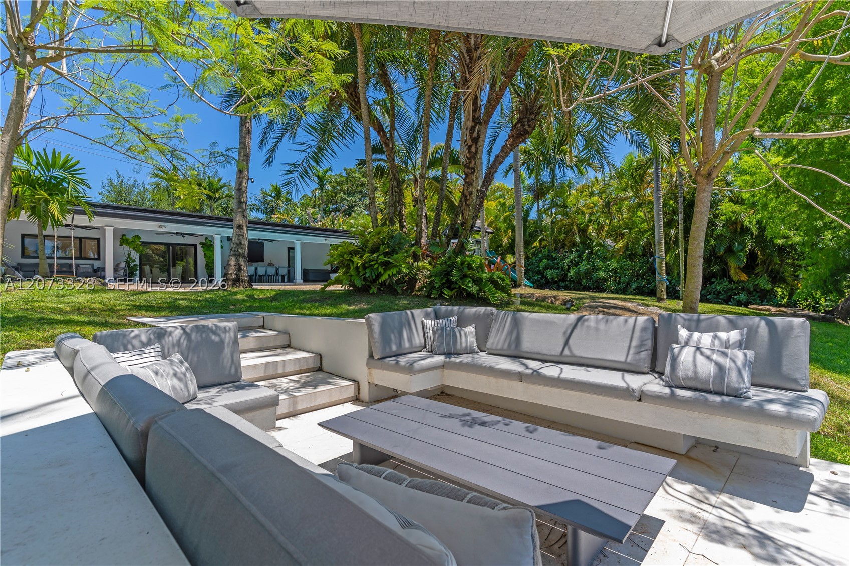 13400 SW 70th Ave Pinecrest, FL 33156