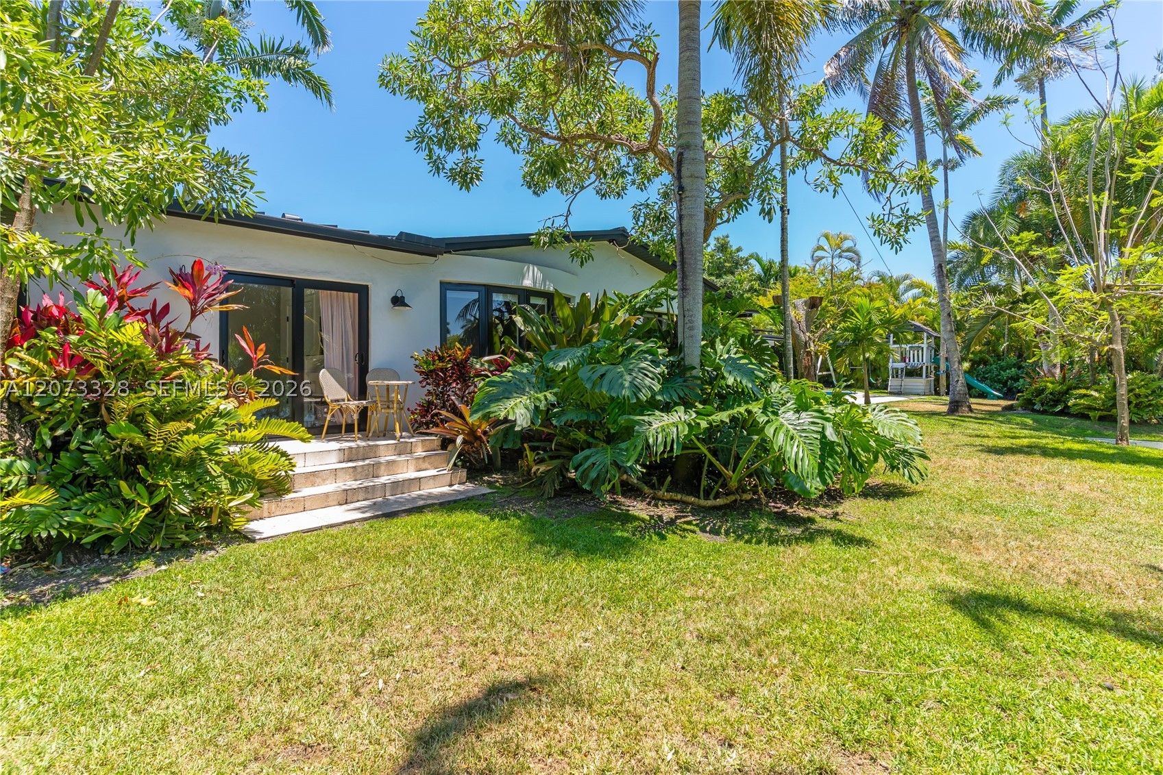 13400 SW 70th Ave Pinecrest, FL 33156