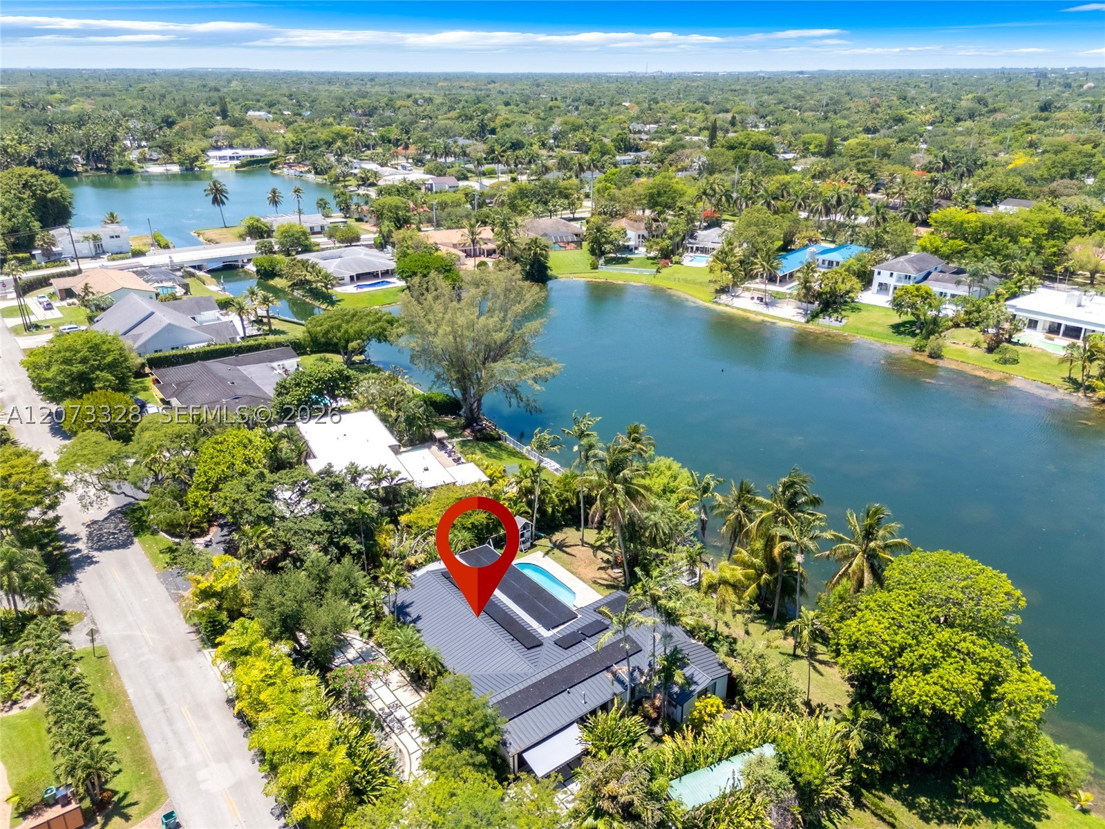 13400 SW 70th Ave Pinecrest, FL 33156