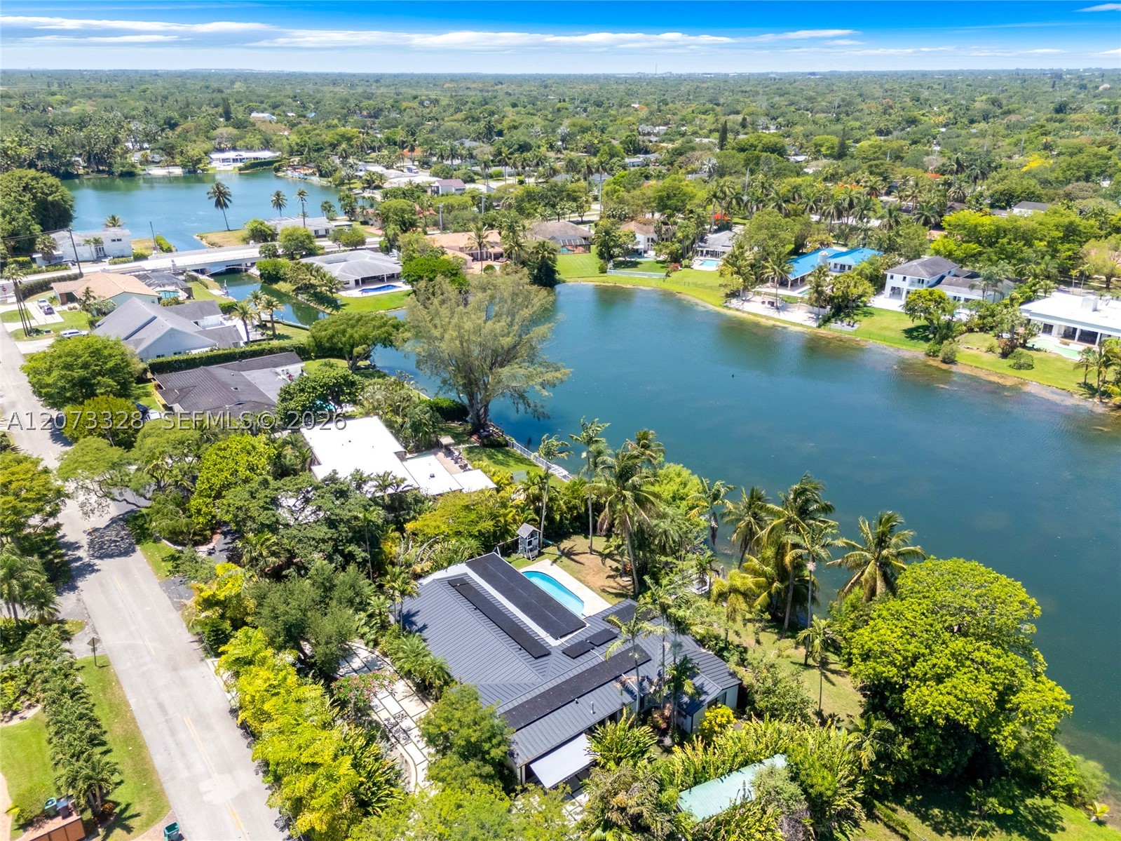13400 SW 70th Ave Pinecrest, FL 33156