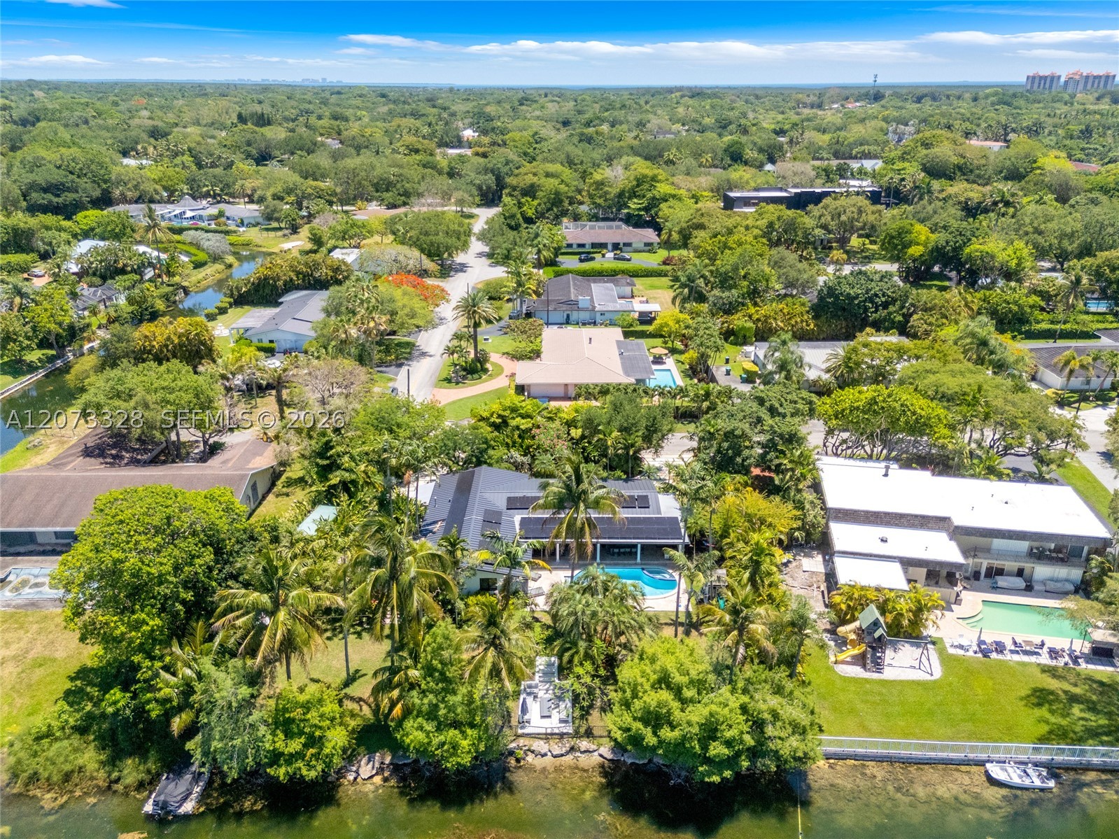 13400 SW 70th Ave Pinecrest, FL 33156