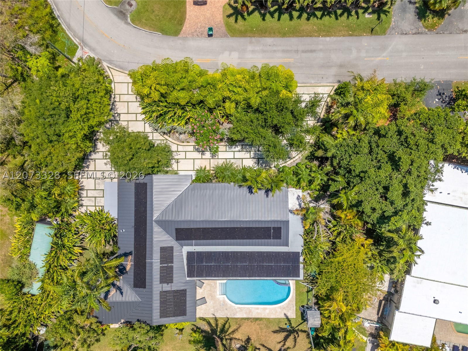 13400 SW 70th Ave Pinecrest, FL 33156