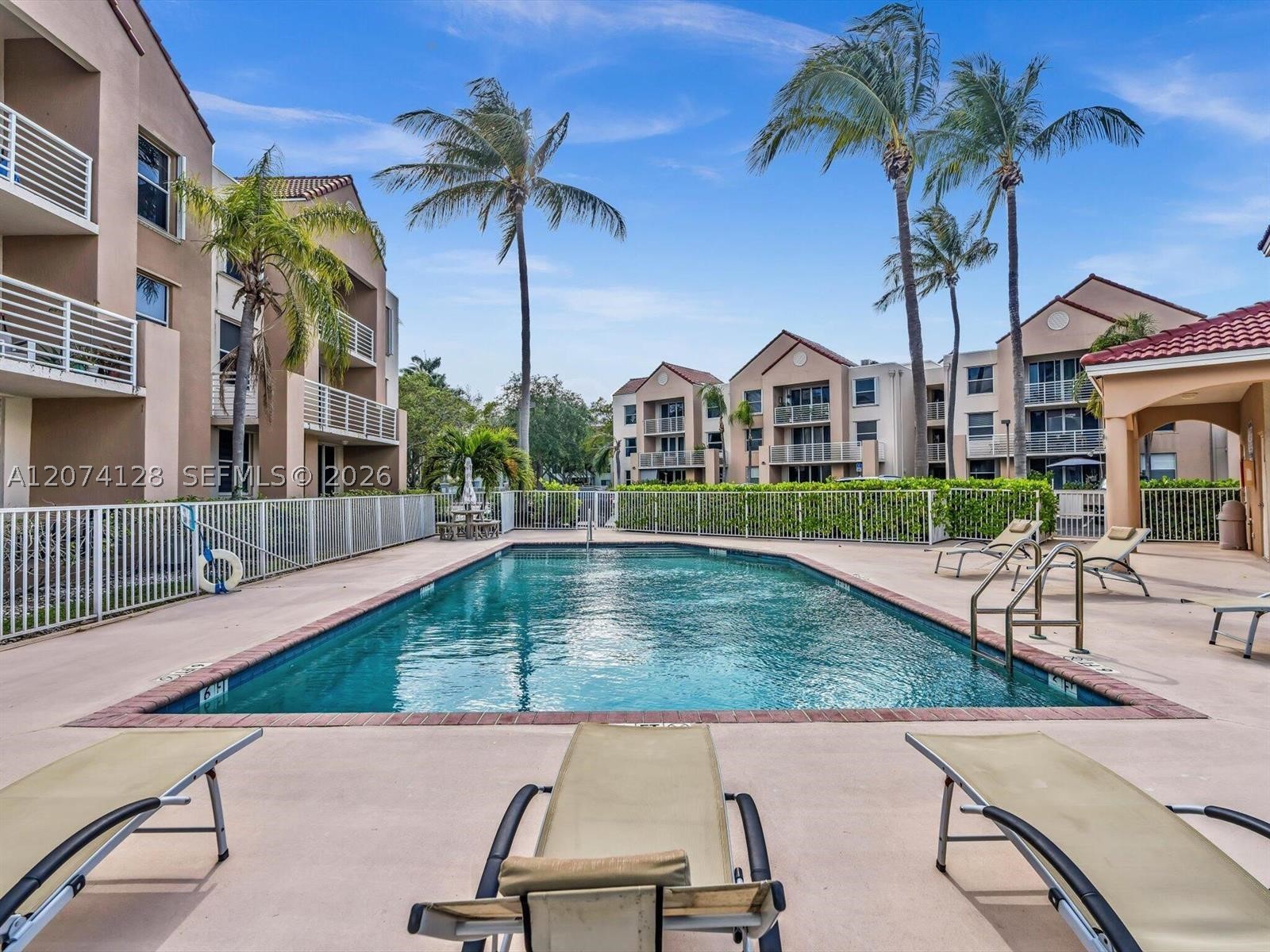 2721 Ocean Clb Blvd #201