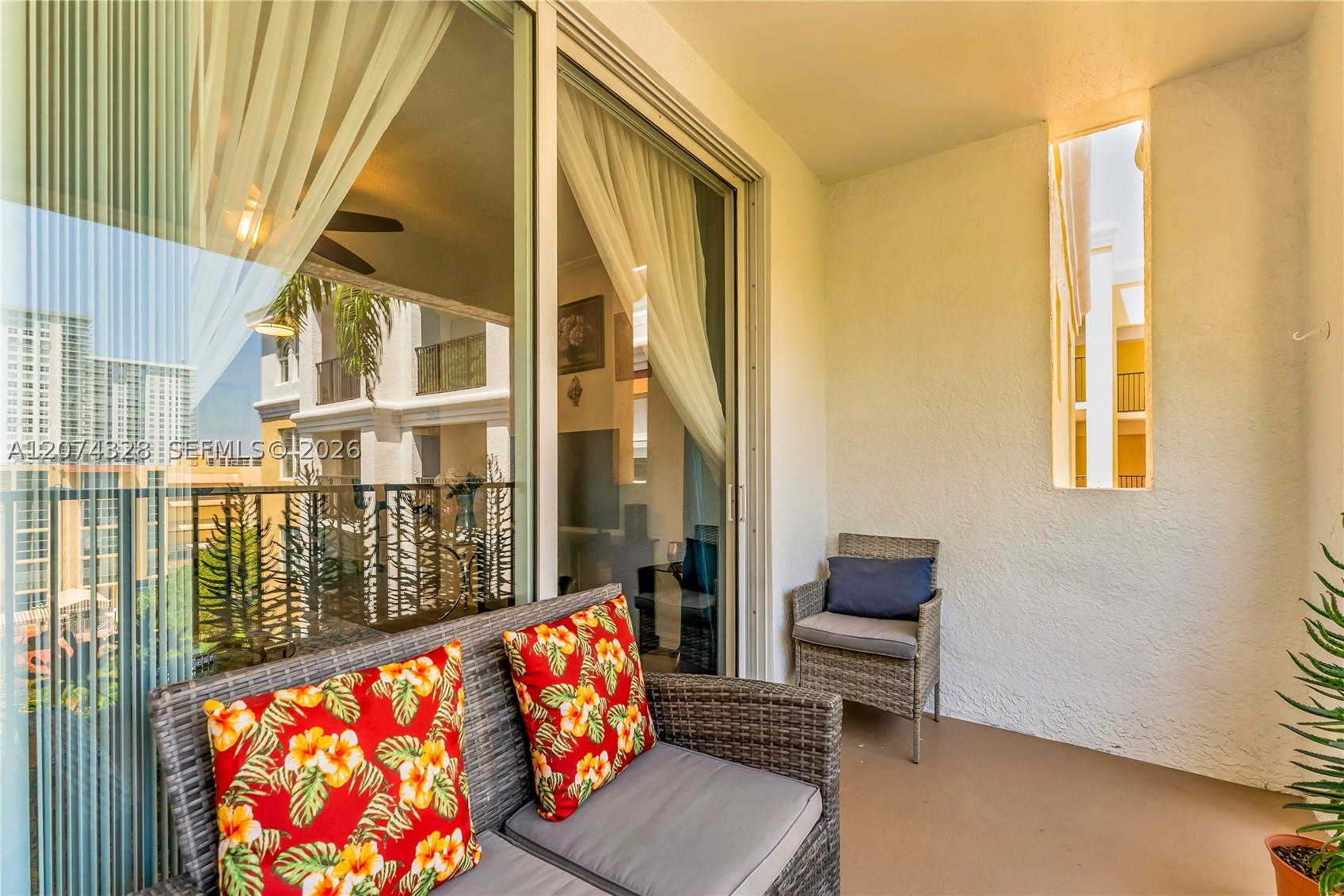 image Porto Bellagio Condo32