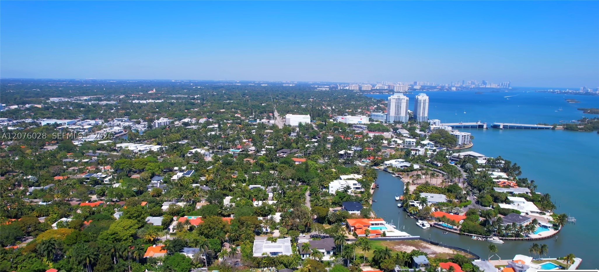 1025 Belle Meade Is Dr Miami, FL 33138