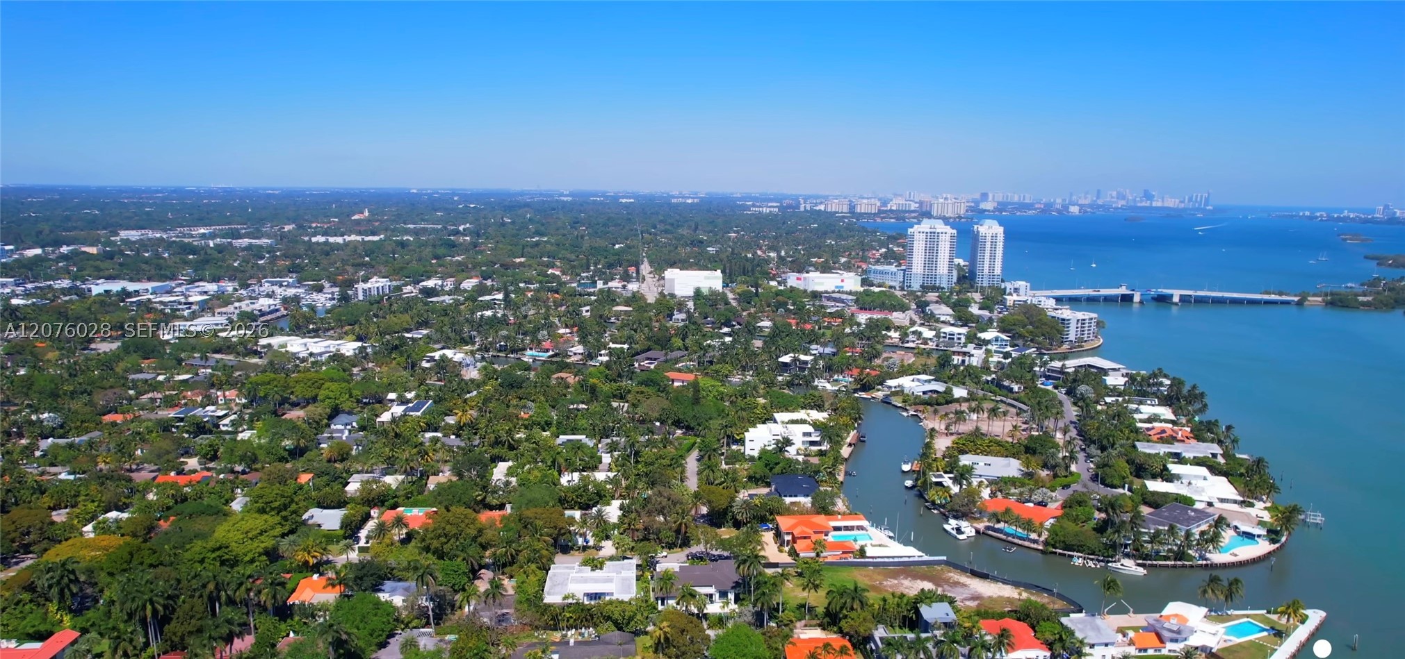 1025 Belle Meade Is Dr Miami, FL 33138