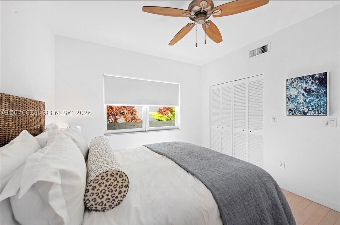 1025 Belle Meade Is Dr Miami, FL 33138