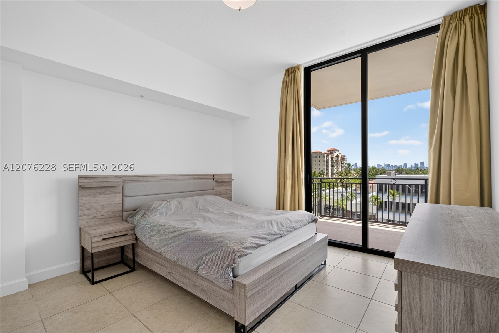 1300 Ponce De Leon Blvd #405 Coral Gables, FL 33134