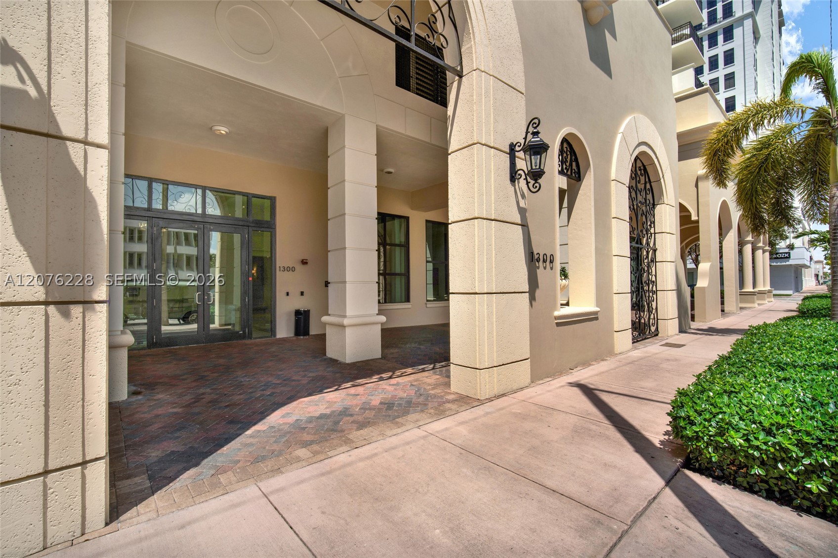 1300 Ponce De Leon Blvd #405 Coral Gables, FL 33134