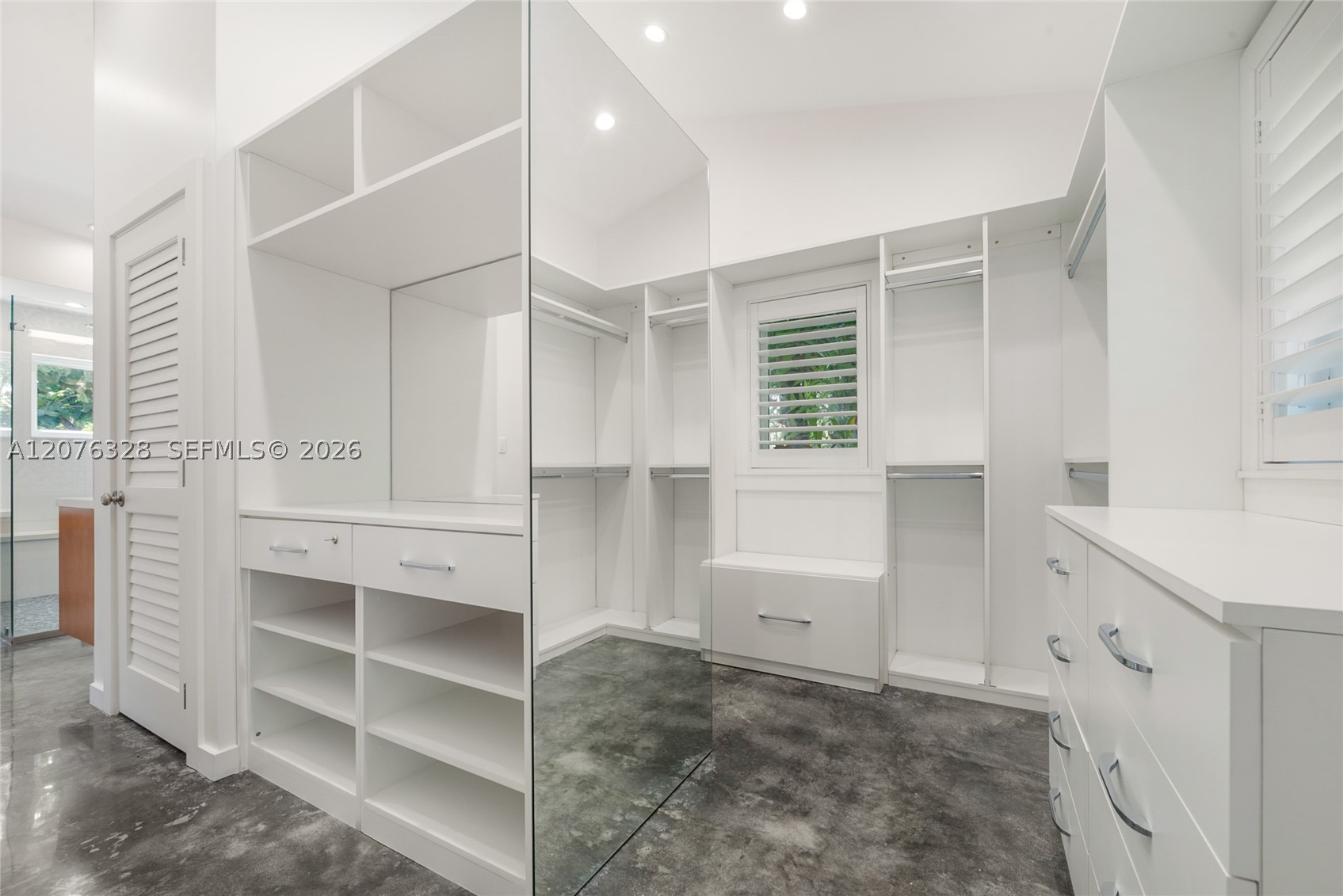 100 Sarto Ave Coral Gables, FL 33134