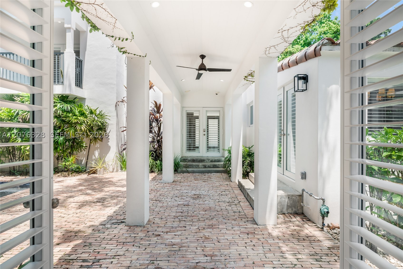 100 Sarto Ave Coral Gables, FL 33134
