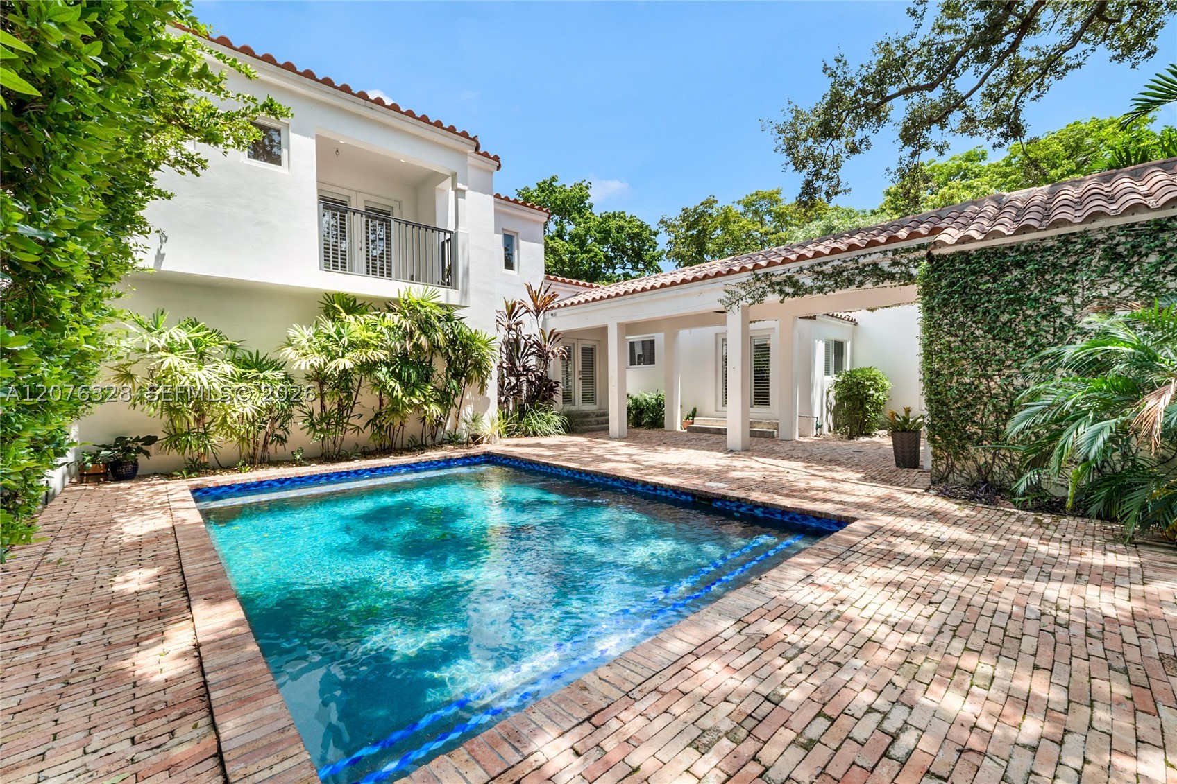 100 Sarto Ave Coral Gables, FL 33134