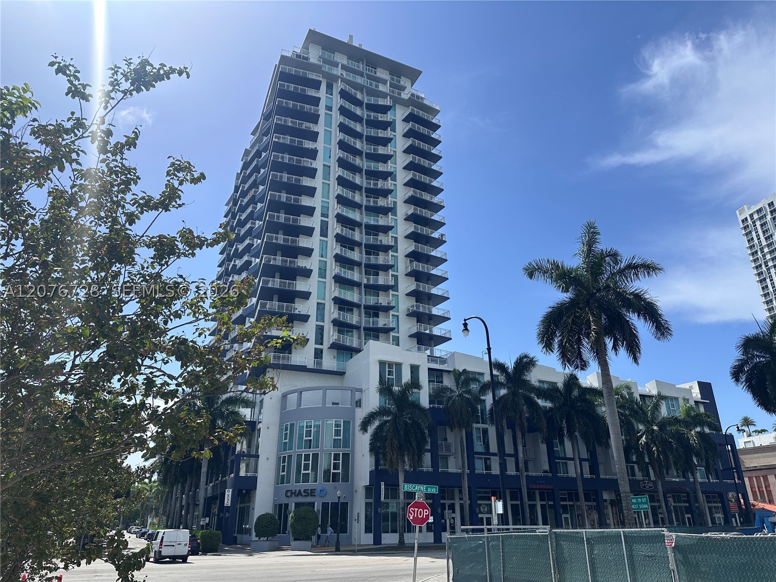 image 1800 Biscayne Plaza1