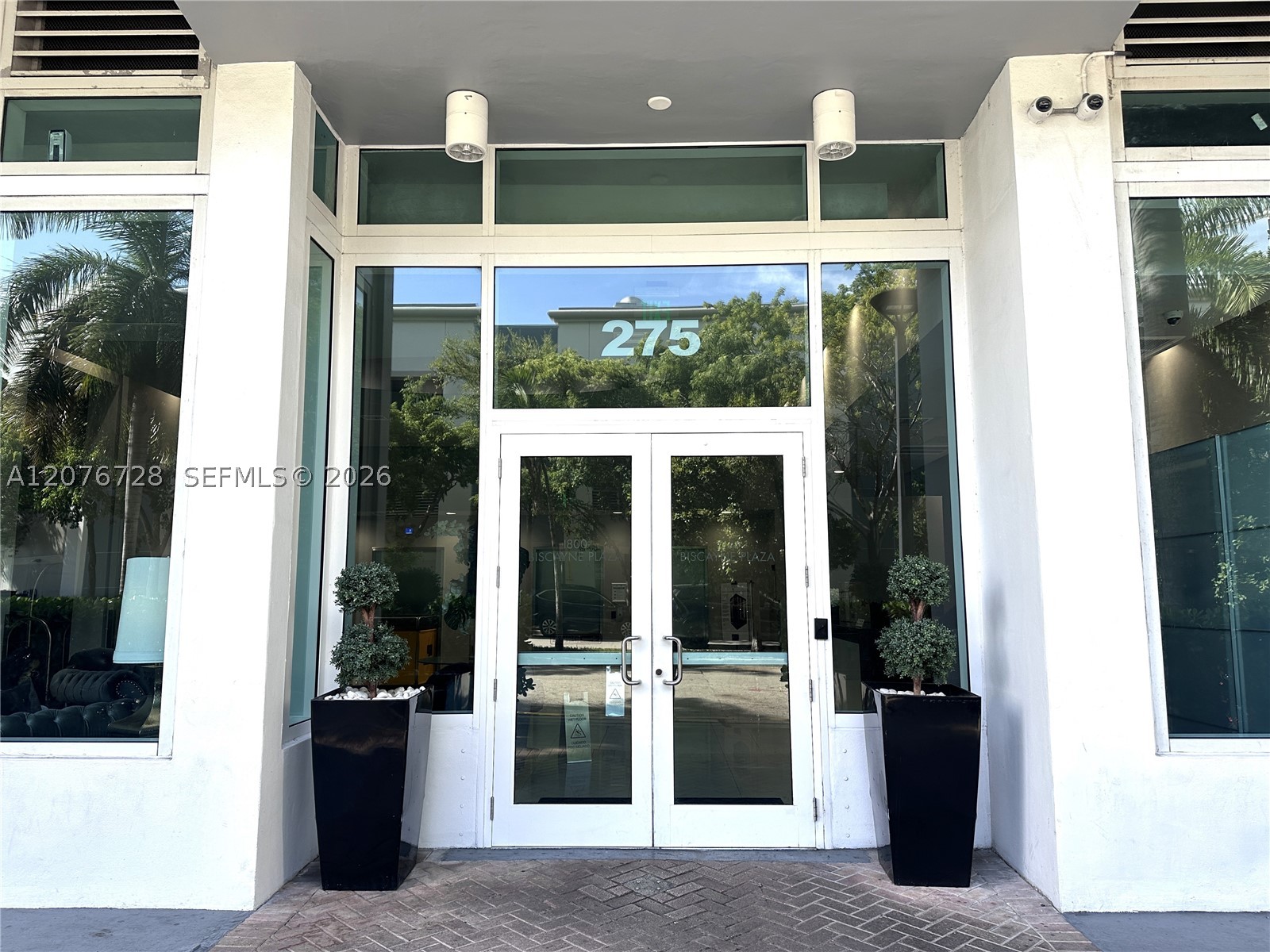 image 1800 Biscayne Plaza3