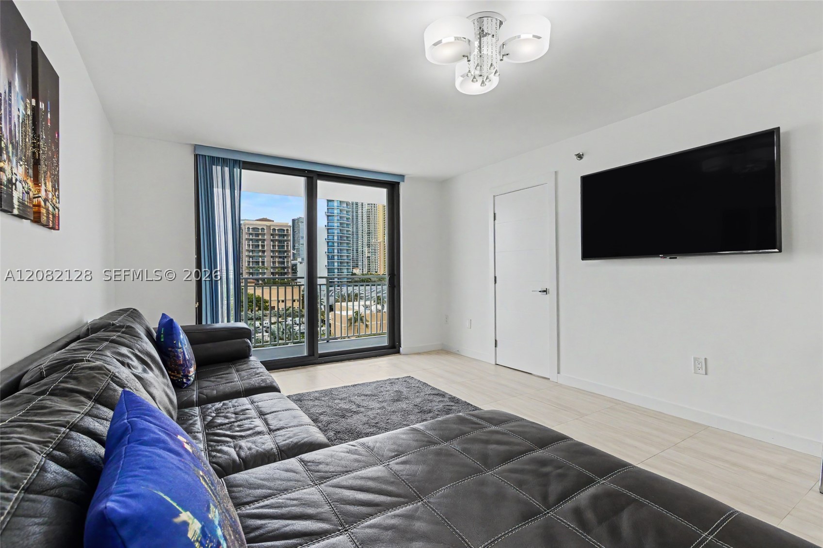 image Winston Towers 60017