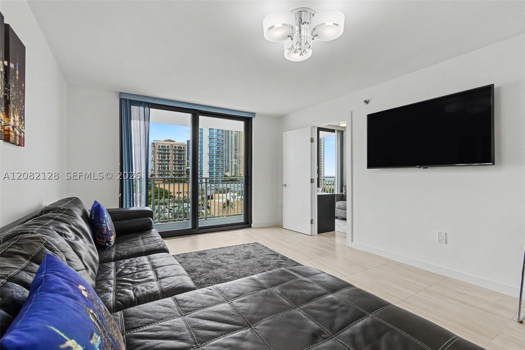 image Winston Towers 60022