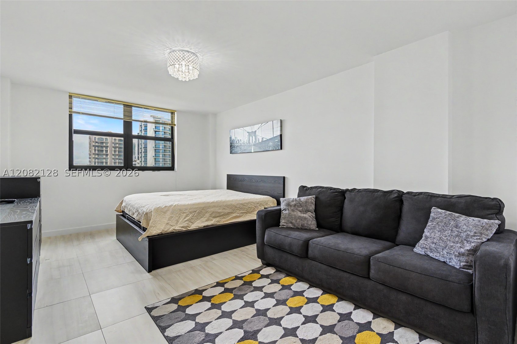image Winston Towers 60041