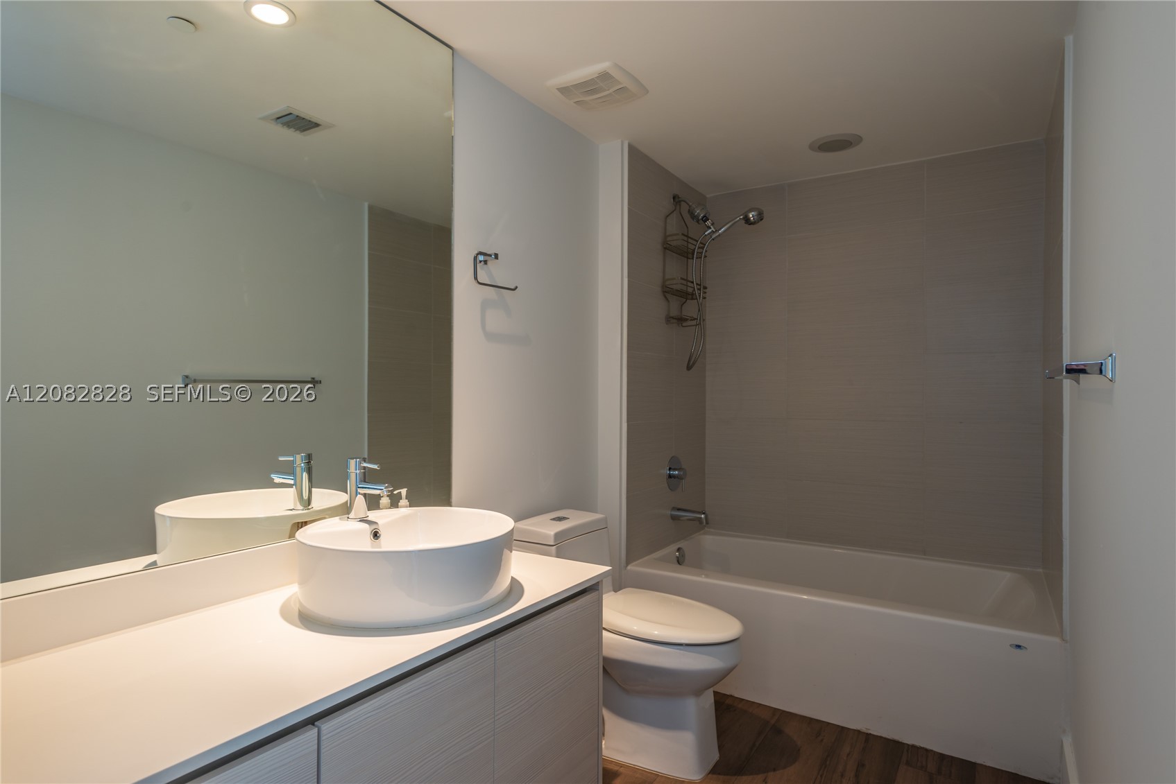 image Baltus House15